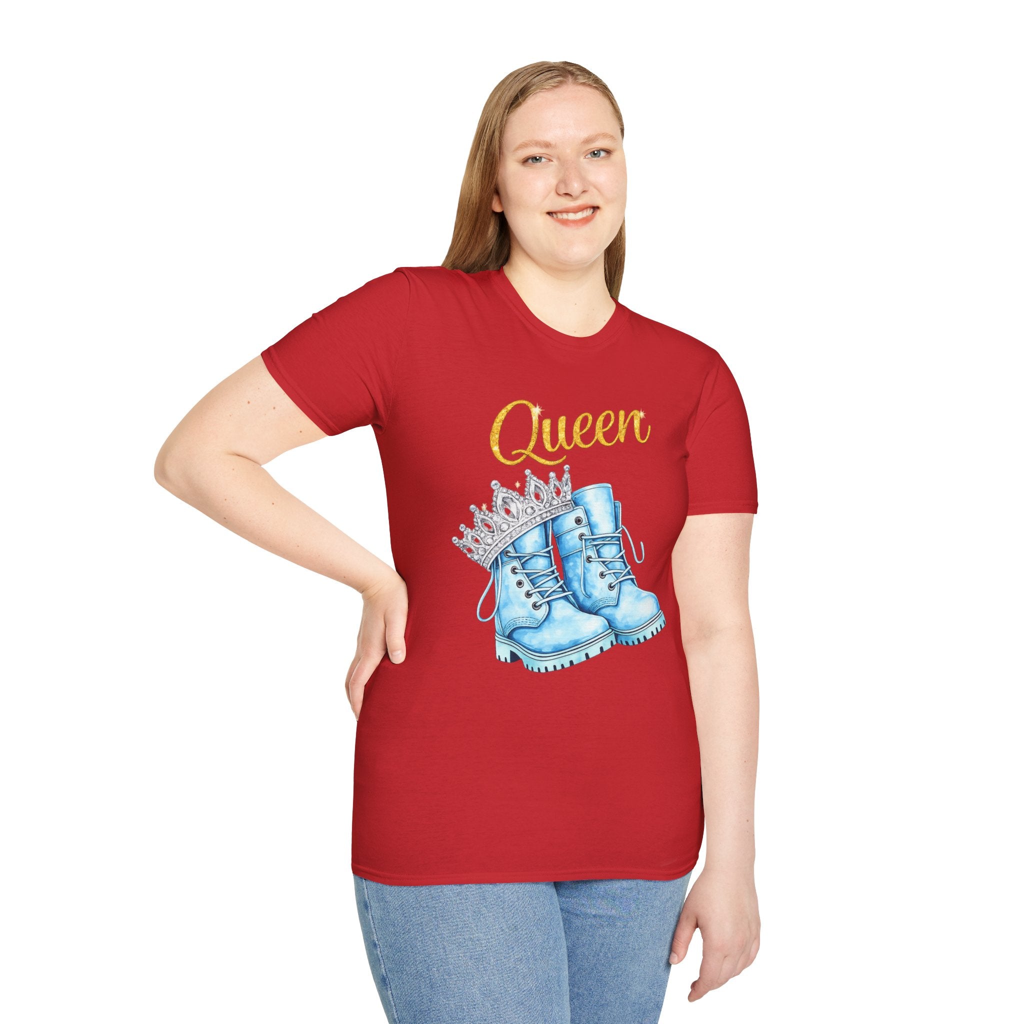 Queen Light Blue Boots Shirt – Pink Crown Graphic Tee, Cute Girly Streetwear, Fashion Queen Outfit, Trendy Women’s Statement T-Shirt