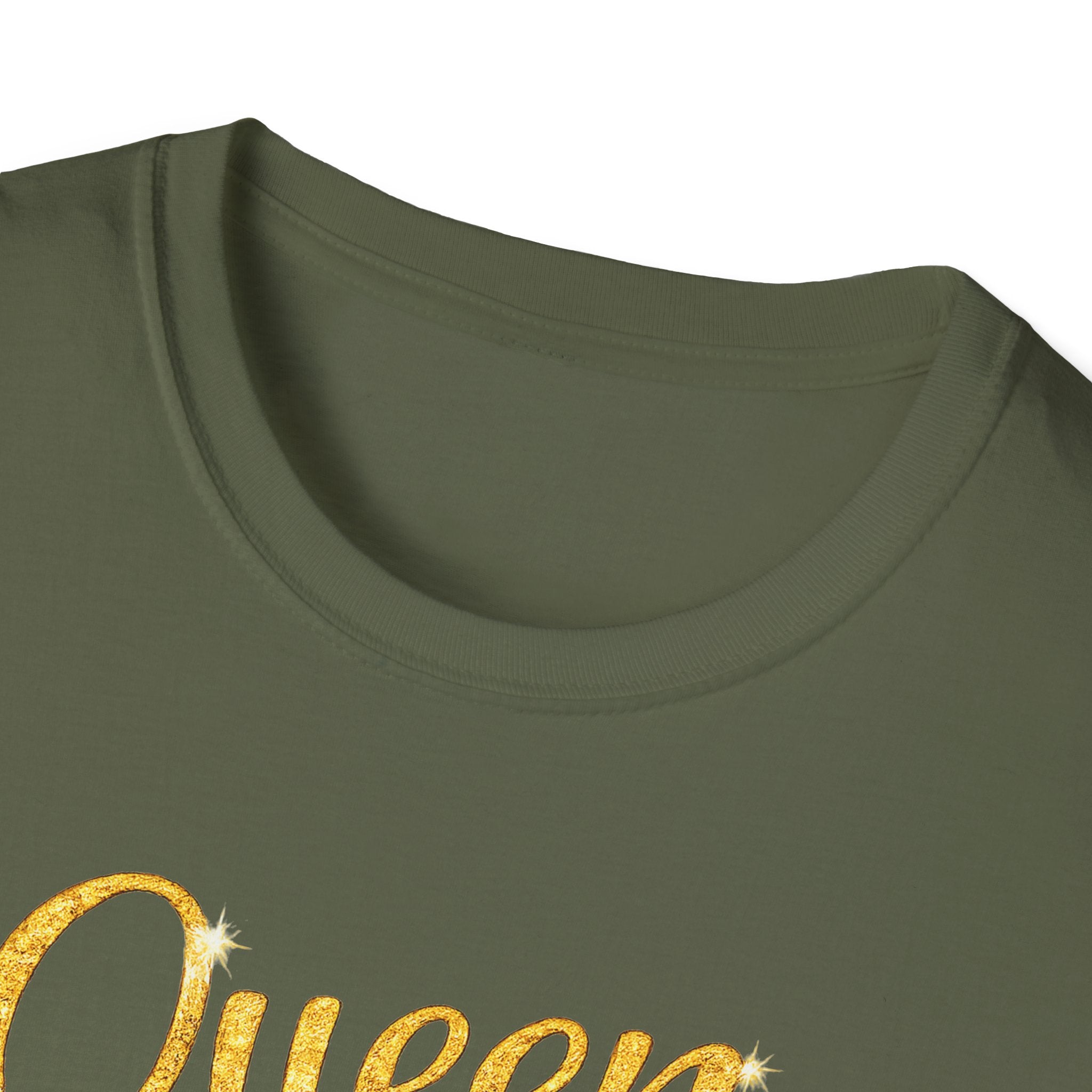 Queen Light Blue Boots Shirt – Pink Crown Graphic Tee, Cute Girly Streetwear, Fashion Queen Outfit, Trendy Women’s Statement T-Shirt