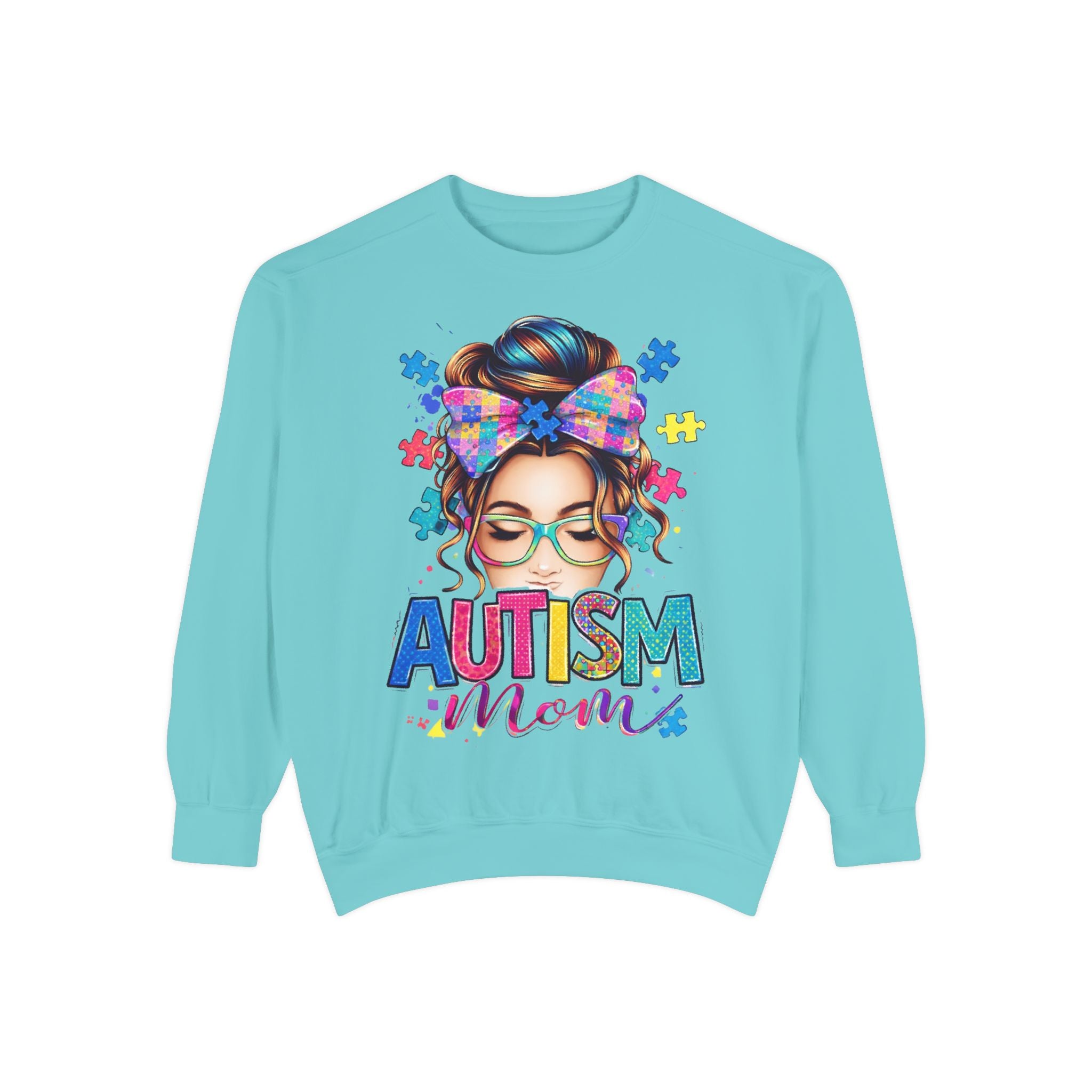 Autism Mom Sweatshirt — Colorful Puzzle Piece Mom Crewneck