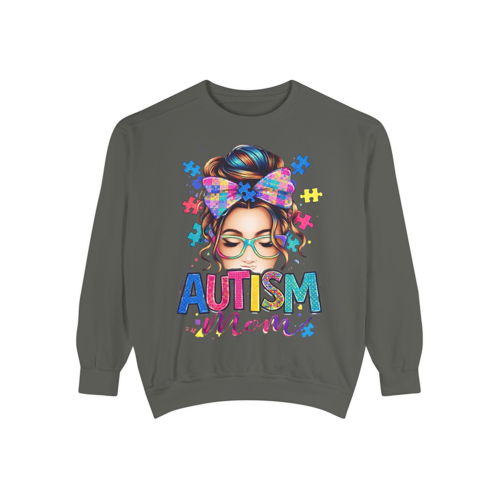Autism Mom Sweatshirt — Colorful Puzzle Piece Mom Crewneck