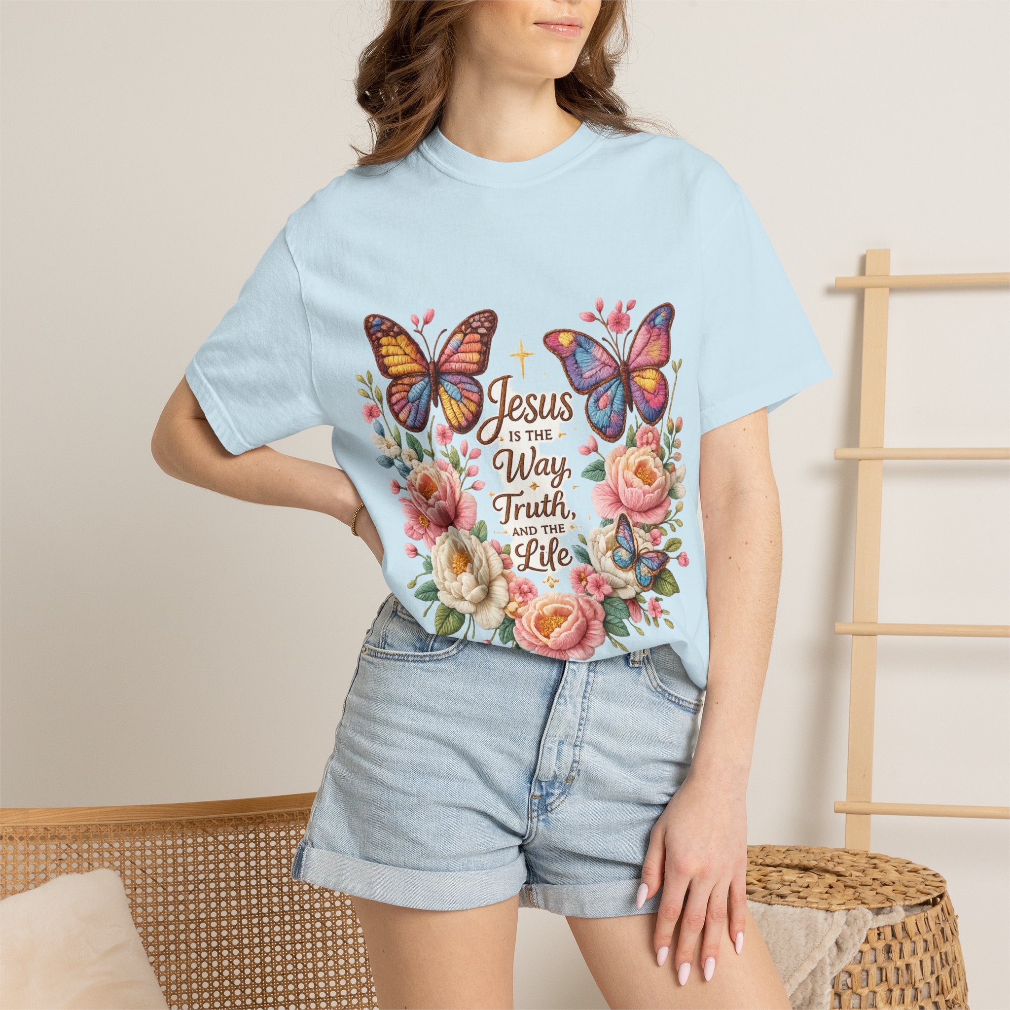 The One in Me Is Greater Shirt – Christian Crochet Style Graphic Tee, Faith Based Inspirational Bible Verse Shirt, Cute Religious Gift for Women