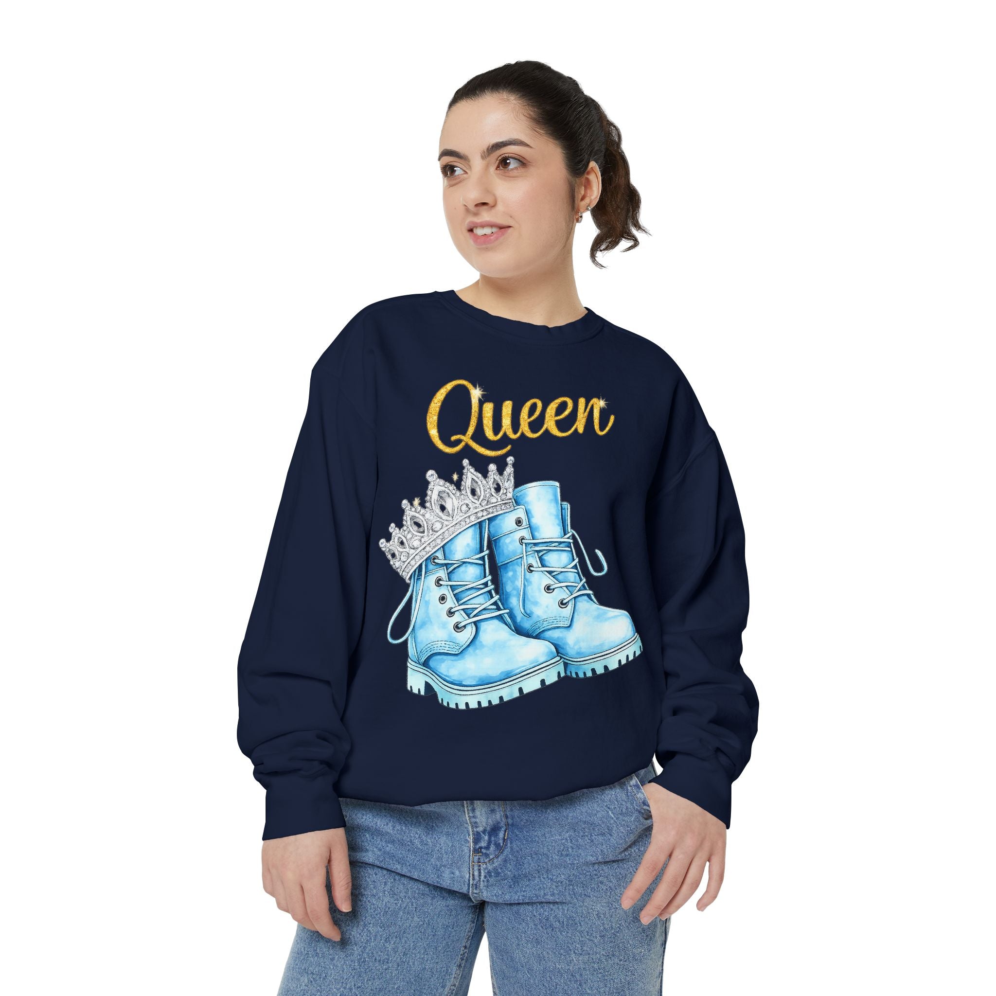 Queen Light Blue Boots Shirt – Pink Crown Graphic Tee, Cute Girly Streetwear, Fashion Queen Outfit, Trendy Women’s Statement T-Shirt
