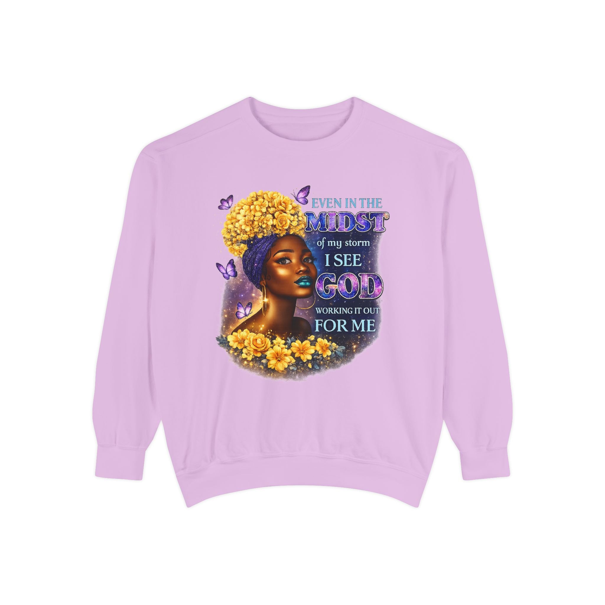 Even In The Midst I See God Sweatshirt – Faith-Based Floral Graphic Crewneck, Inspirational Christian Women’s Sweatshirt, Purple & Gold Aesthetic