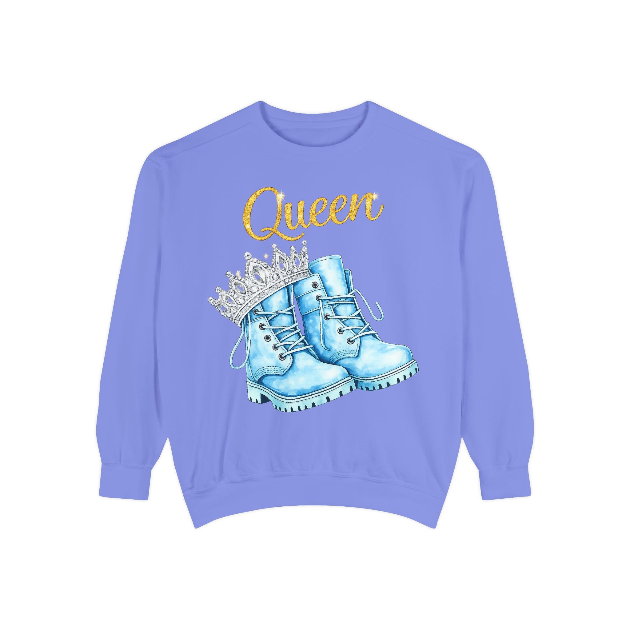 Queen Light Blue Boots Shirt – Pink Crown Graphic Tee, Cute Girly Streetwear, Fashion Queen Outfit, Trendy Women’s Statement T-Shirt