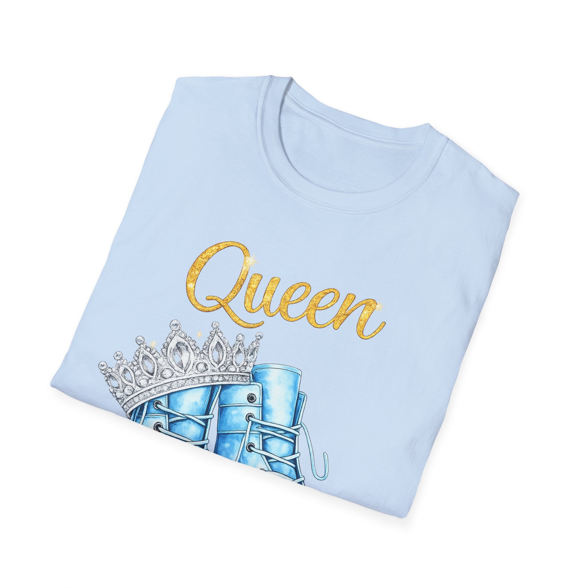 Queen Light Blue Boots Shirt – Pink Crown Graphic Tee, Cute Girly Streetwear, Fashion Queen Outfit, Trendy Women’s Statement T-Shirt