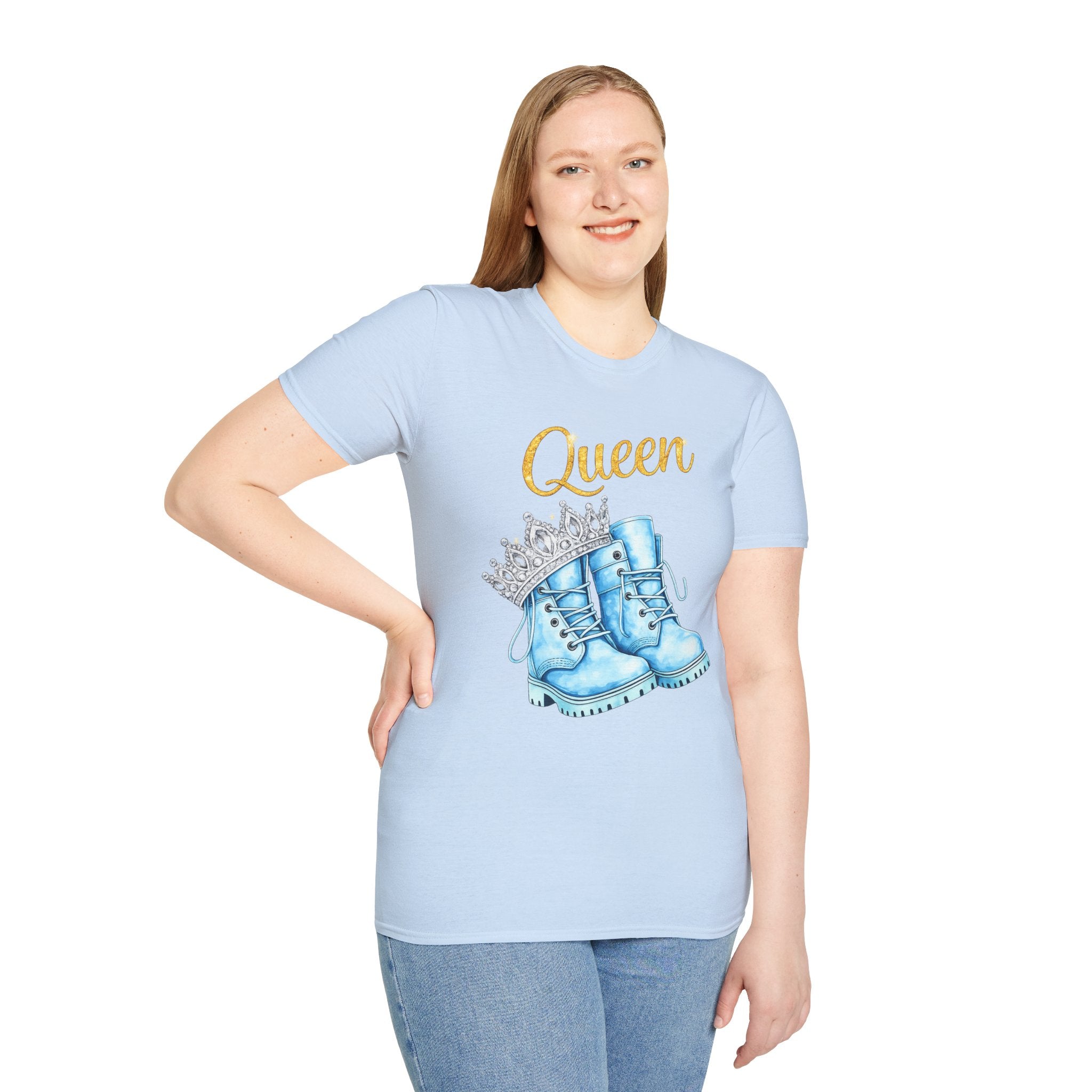 Queen Light Blue Boots Shirt – Pink Crown Graphic Tee, Cute Girly Streetwear, Fashion Queen Outfit, Trendy Women’s Statement T-Shirt