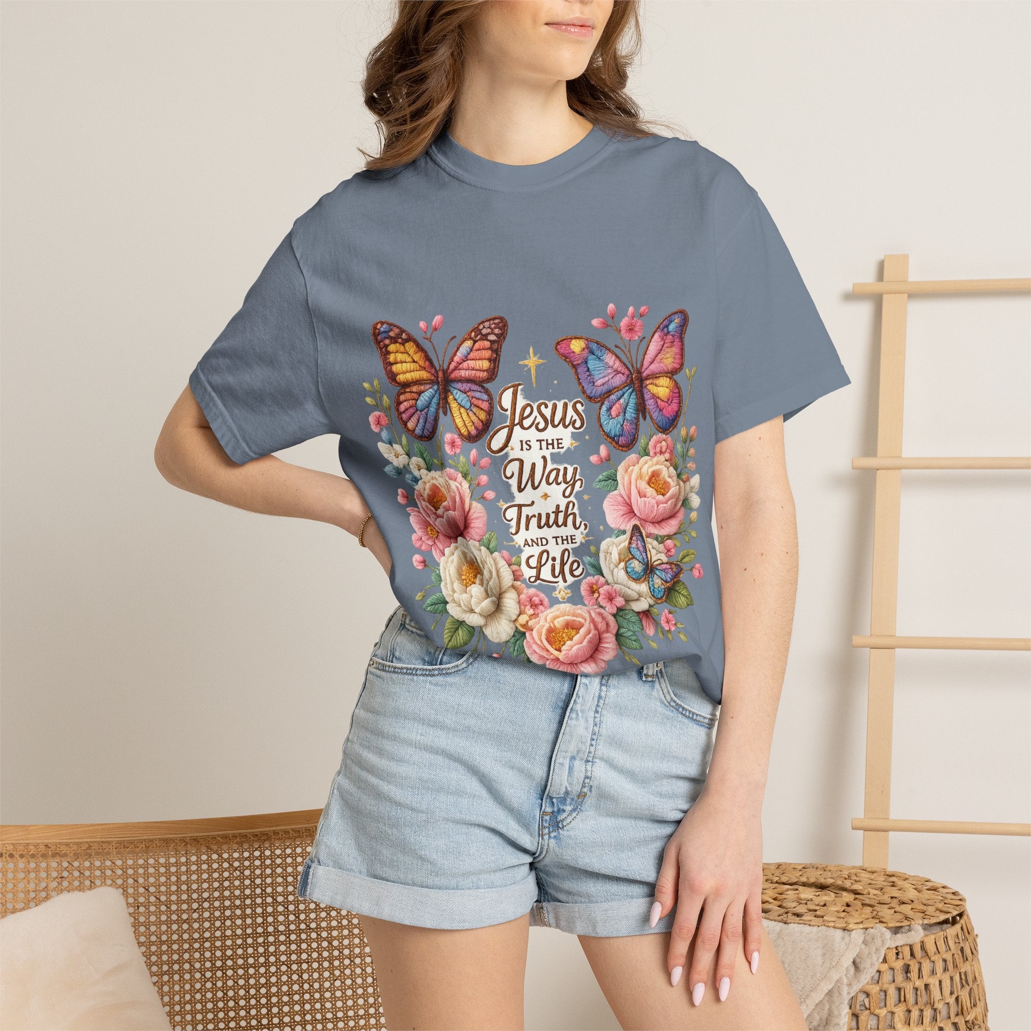 The One in Me Is Greater Shirt – Christian Crochet Style Graphic Tee, Faith Based Inspirational Bible Verse Shirt, Cute Religious Gift for Women
